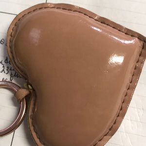 Meet your Posher, Robin